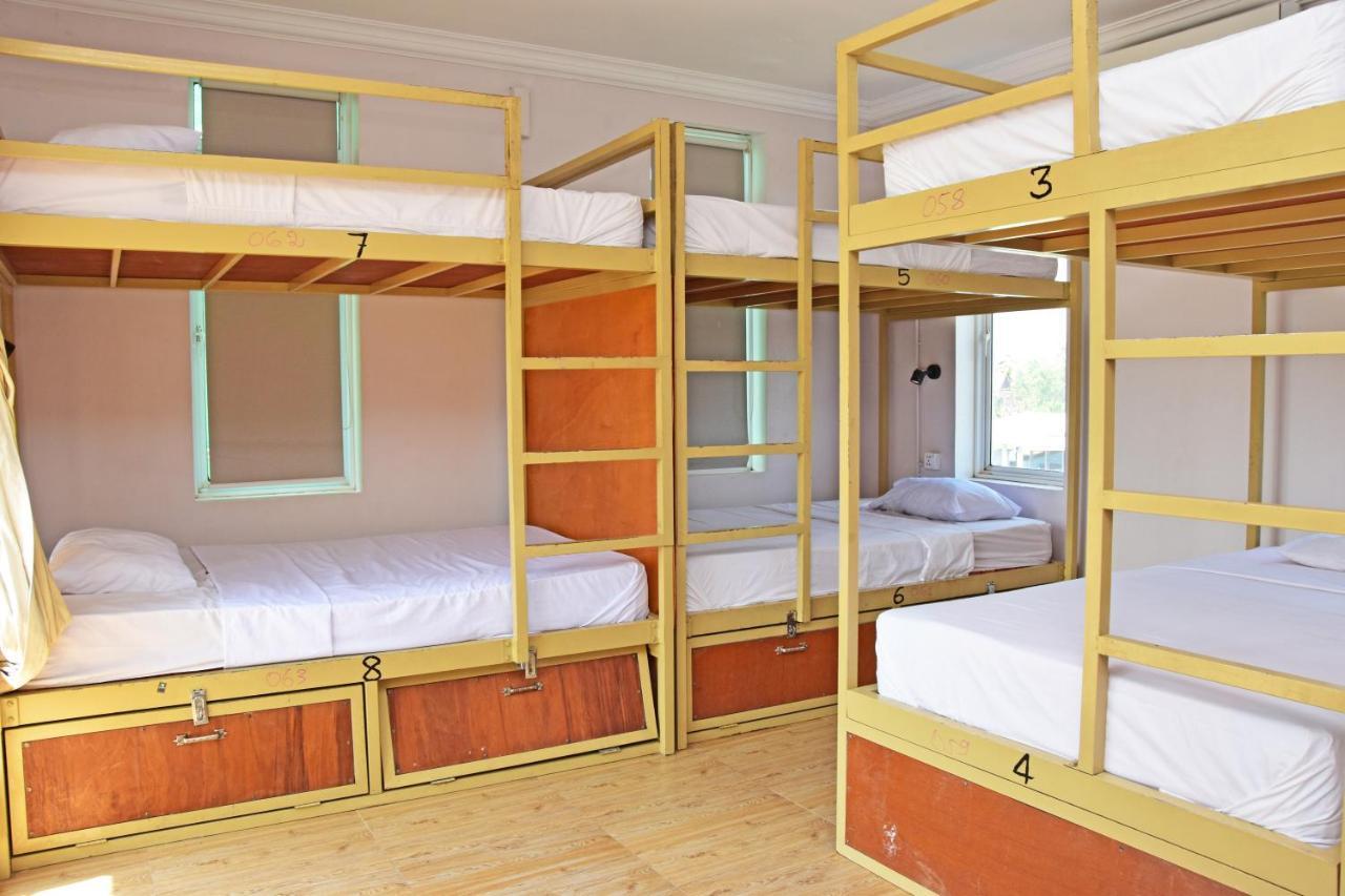 Mad Monkey Hostel Kampot (Adults Only) 외부 사진