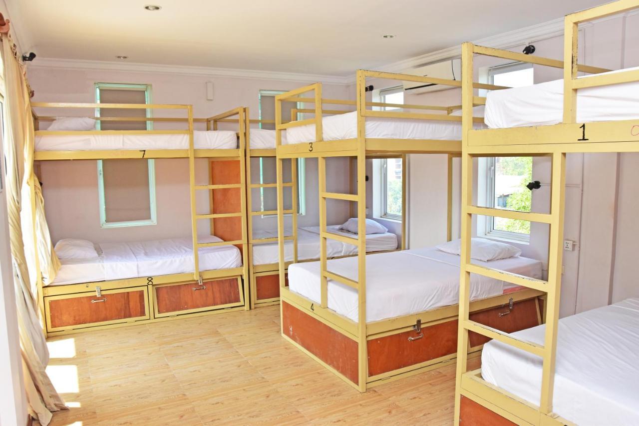 Mad Monkey Hostel Kampot (Adults Only) 외부 사진