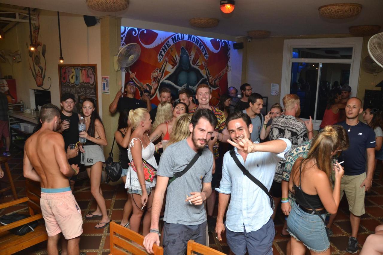 Mad Monkey Hostel Kampot (Adults Only) 외부 사진