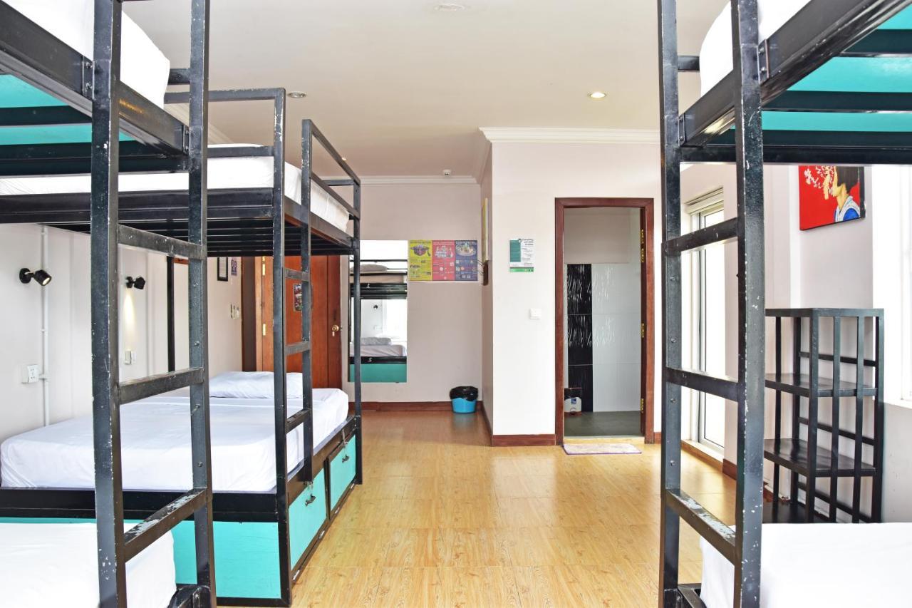 Mad Monkey Hostel Kampot (Adults Only) 외부 사진