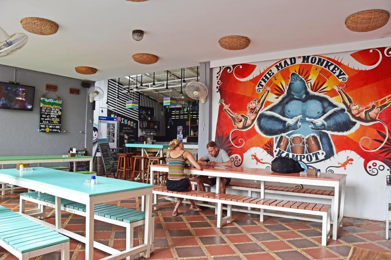 Mad Monkey Hostel Kampot (Adults Only) 외부 사진