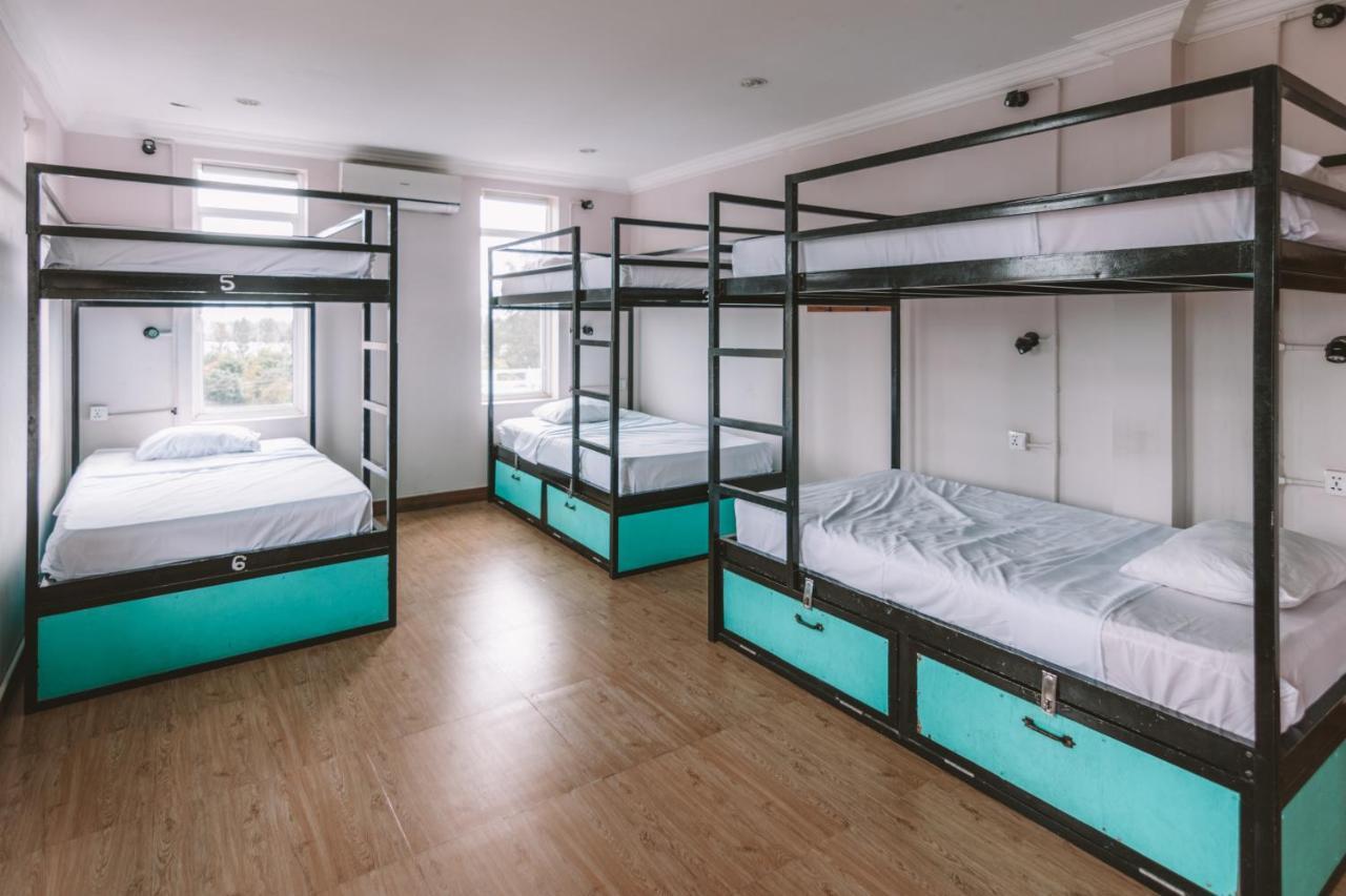 Mad Monkey Hostel Kampot (Adults Only) 외부 사진