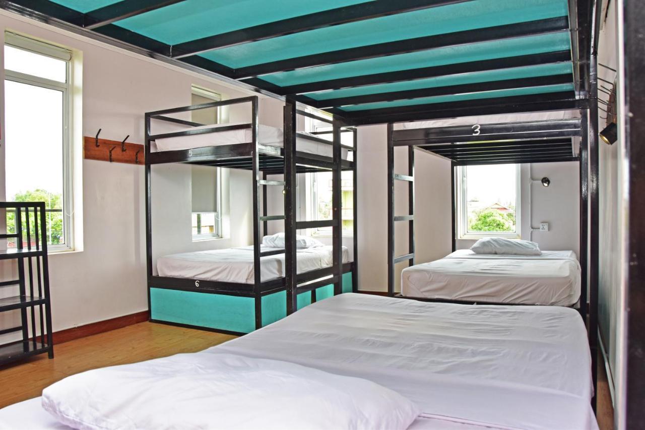 Mad Monkey Hostel Kampot (Adults Only) 외부 사진