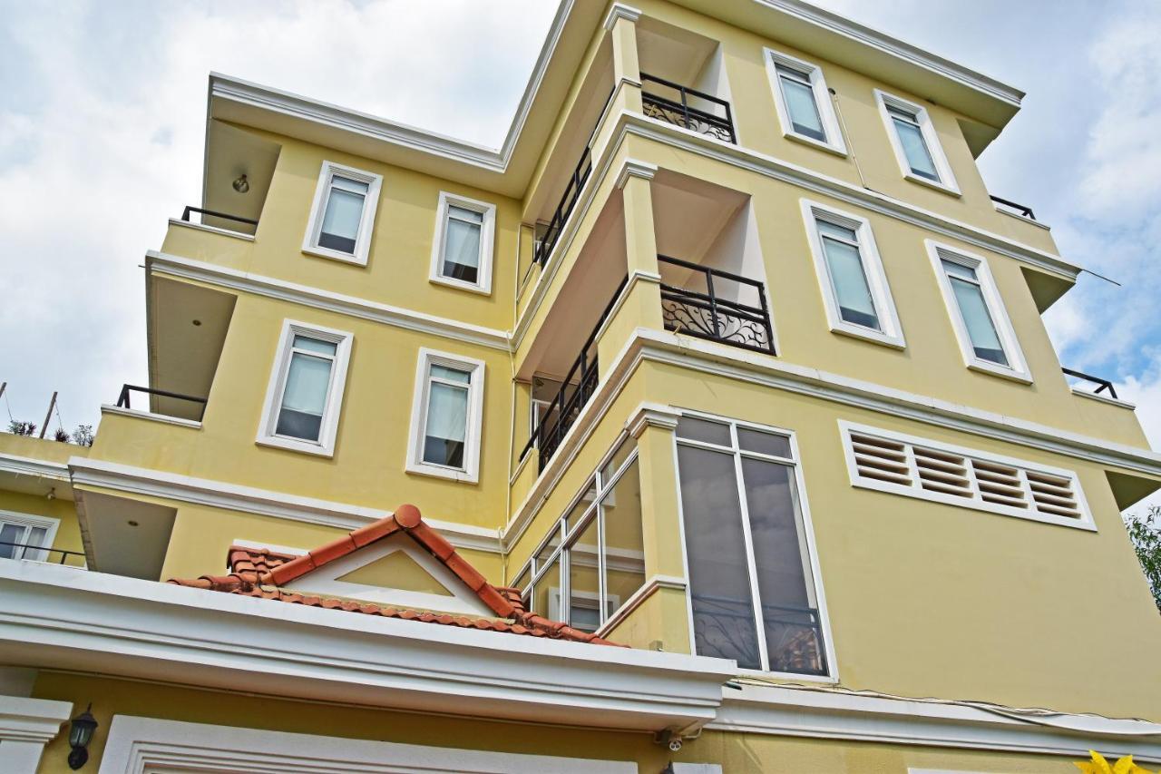 Mad Monkey Hostel Kampot (Adults Only) 외부 사진