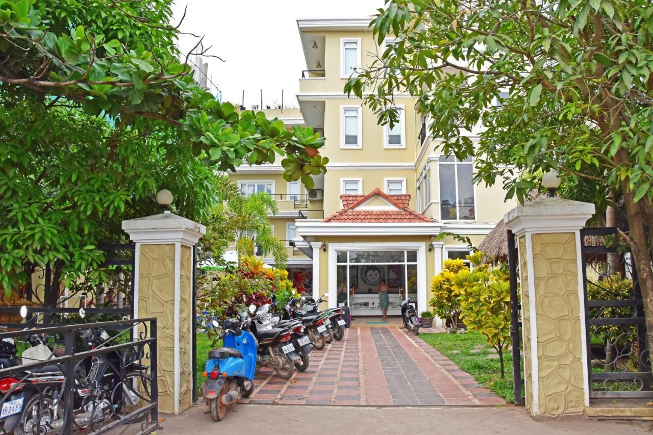 Mad Monkey Hostel Kampot (Adults Only) 외부 사진